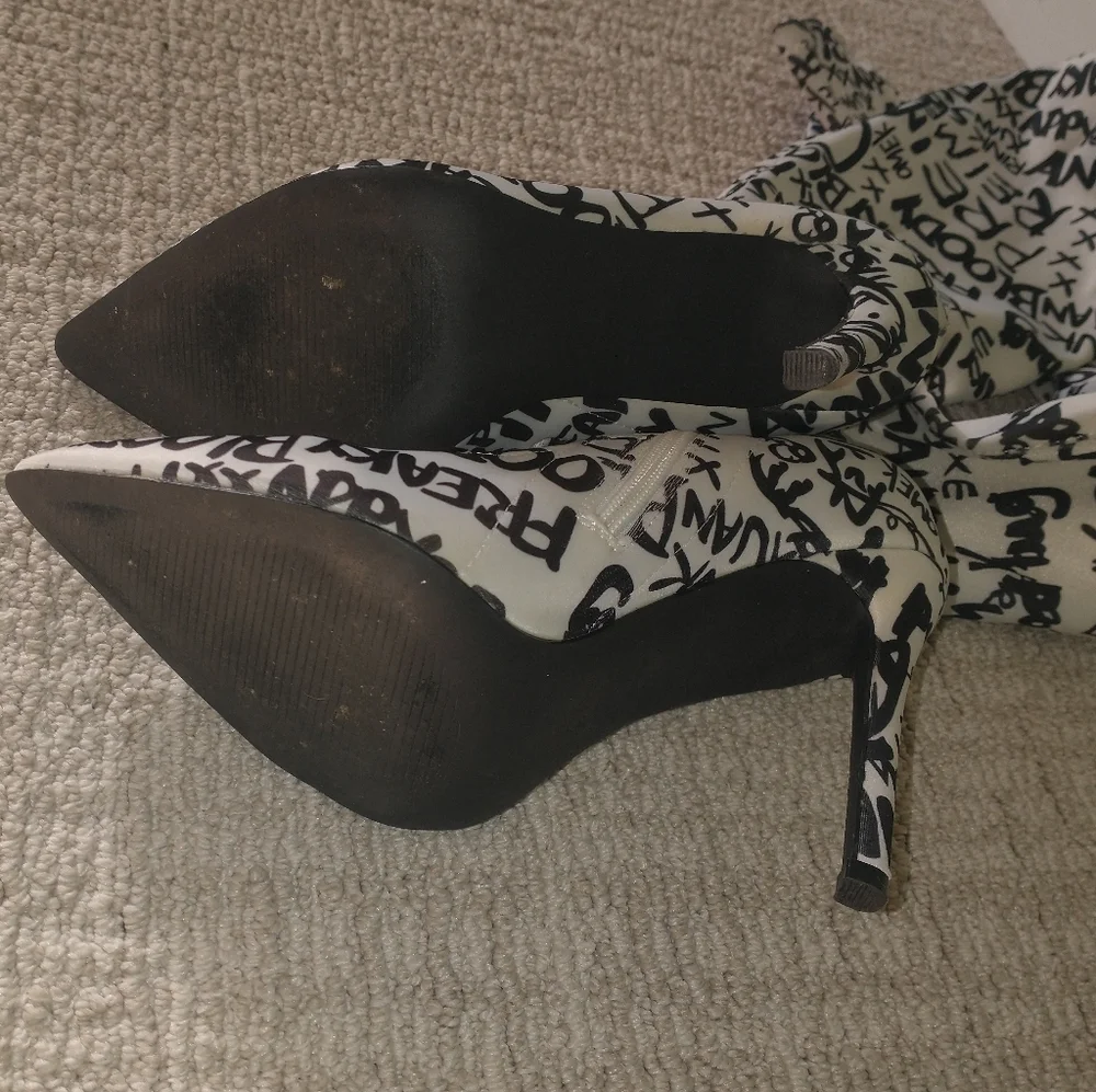 Women's Gisele white graffiti Liliana knee boots
